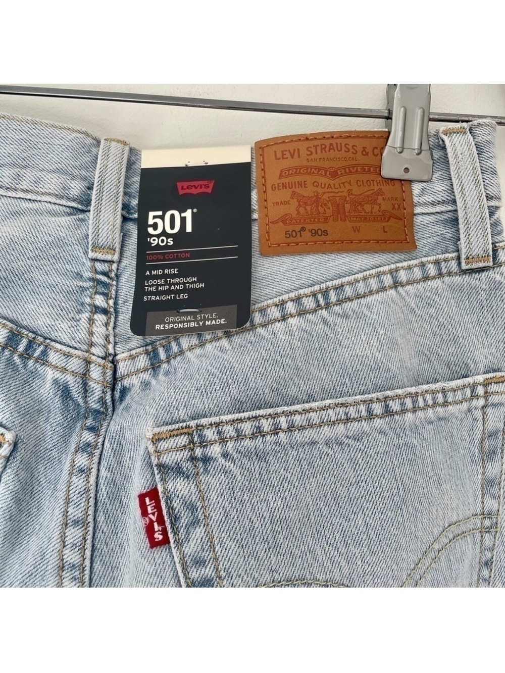 New LEVI’S Light Wash Patchwork Straight Leg Jeans - Picture 11 of 11